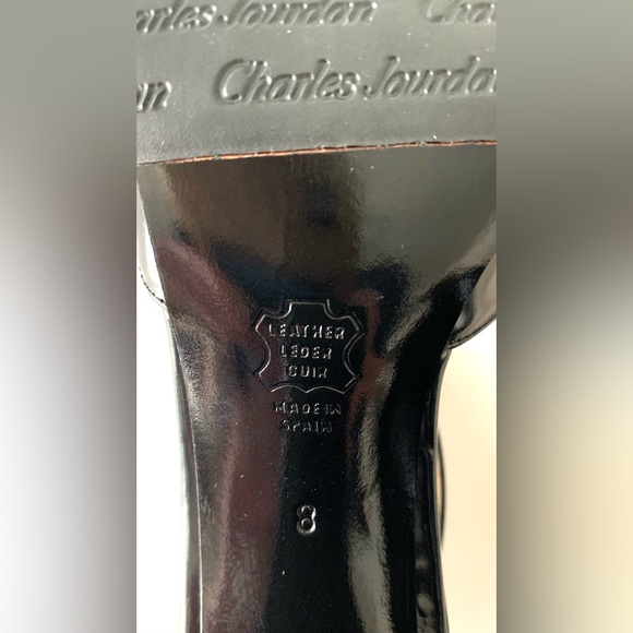 Charles Jourdan Paris T-strap black leather block heel pump. Size 8. Never worn. - Picture 8 of 10